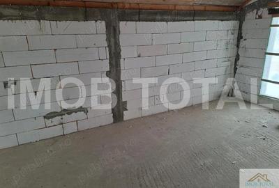 Casă în Periferie - 13