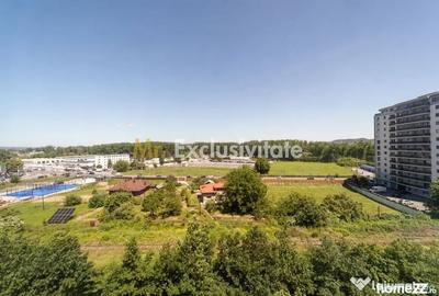 Apartament cu 3 camere semidecomandat în Central