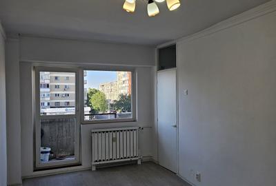 Garsonieră semidecomandată în Central - 1