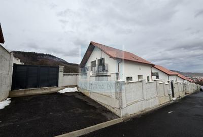 Casa/Villa , 5 camere, singur in curte - oras Codlea/Brasov - 16