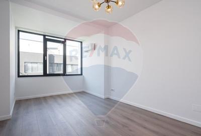 Casă cu 5 camere cu Teren 150 Mp în Central - 10