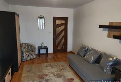 Garsonieră în Universitate - 2