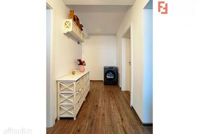 Apartament cu 2 camere decomandat în Girocului - 11