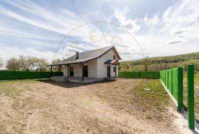 Casă individuală cu 4 camere cu Teren 500 Mp în Drăganu-Olteni - 2