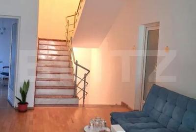 Casă cu 14 camere cu Teren 706 Mp în Soarelui - 5