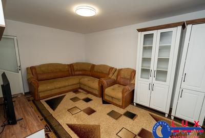 Apartament cu 3 camere decomandat în C5 - 15
