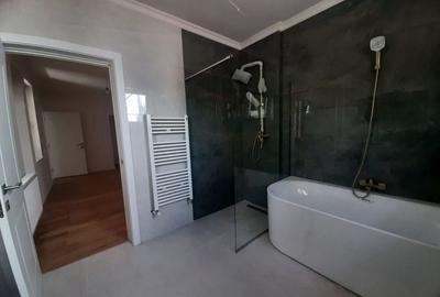 Casa de vanzare in Piata Abator - 12