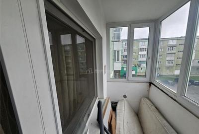 Resita, 4 Cam. Dec., Mobilat Utilat, Et. 2, Micro 4 - 11