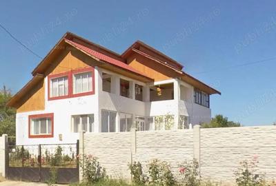 Casă cu 4 camere cu Teren 4000 Mp în Musculești - 10