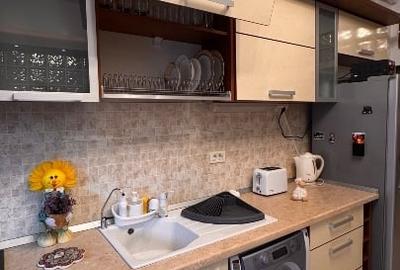 Apartament cu 3 camere decomandat, mobilat în Roșu - 12