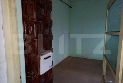 Sancraiu la drumul principal - Teren 540 mp, Casa 176 mp - 12