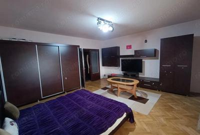 Casă cu 12 camere cu Canalizare în Brâncoveanu - 7