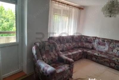 Apartament cu 3 camere decomandat în Aleșd - 2