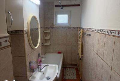 Apartament cu 2 camere în Micro 15 - 3