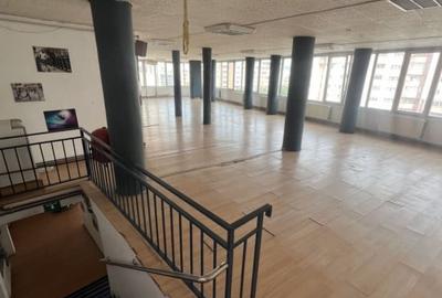 Spatiu Comercial de inchiriat pe 2 nivele, 300 MP, zona Piata Marasti - 2