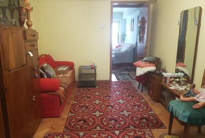 Apartament doua camere nedecomandat etaj unu din patru, pe mijloc, simplu, liber - 3