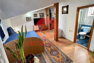 Casă cu 4 camere cu Canalizare în Brătianu