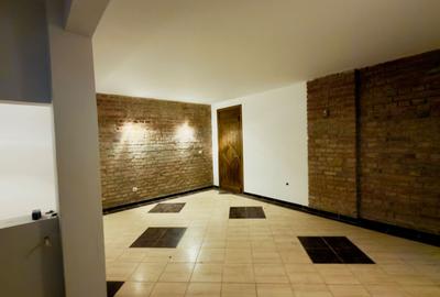 Apartament cu 3 camere decomandat în P-ța Unirii - 3