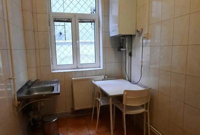 Inchiriez apartament 3 camere, parter vila Mosilor-Eminescu, pretabil firma - 4
