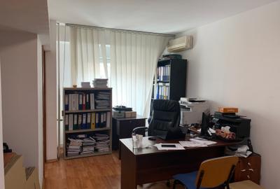 Apartament cu 4 camere decomandat în Tineretului - 5