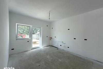 Casă cu 3 camere cu Teren 275 Mp în Sânmihaiu Român - 5