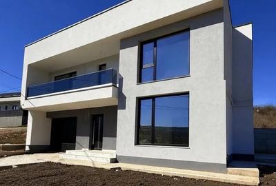 Casă individuală cu 5 camere cu Canalizare în Bucium - 3