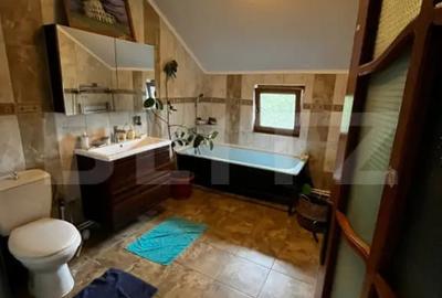 Casă cu 4 camere cu Teren 1500 Mp în Central - 11