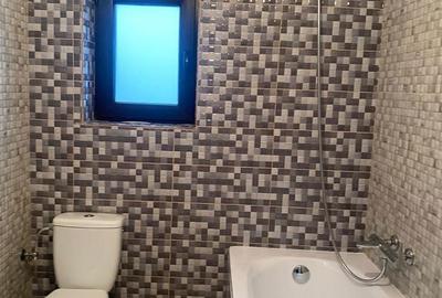 Casă cu 3 camere cu Teren 250 Mp în Central - 19