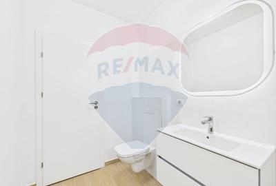 Casă cu 3 camere cu Teren 320 Mp în Petrești - 3