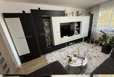 Apartament cu 3 camere decomandat în Central - 1