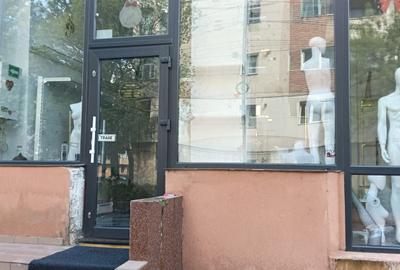 Spațiu comercial, de 35 mp, în Central - 1