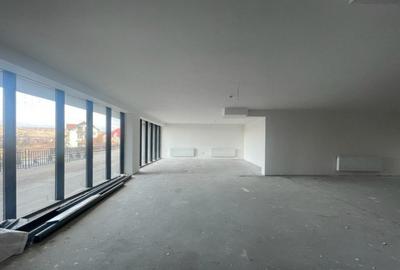 Spațiu comercial, de 269 mp, în Florești - 1