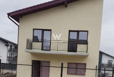 Duplex cu 4 camere cu Canalizare în Șelimbăr