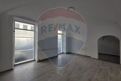 Spațiu comercial, de 80 mp, în Ultracentral - 1