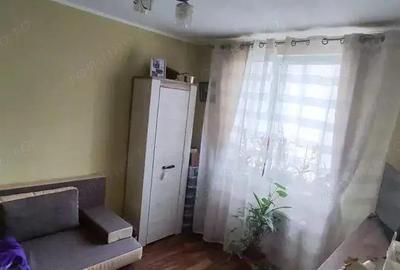 Apartament cu 4 camere decomandat în Dâmbu Pietros - 1