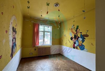 Casa in Vatra Luminoasa cu o curte generoasa - 11