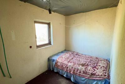 Casa individuala Snagov, doua garaje, necesita renovare ! - 11