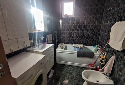 Casă individuală cu 6 camere cu Canalizare în Griviței - 14