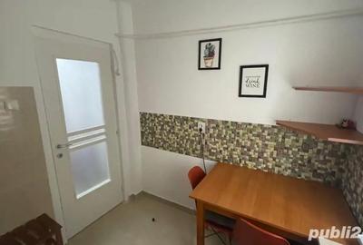 Apartament cu 2 camere decomandat în Circumvalațiunii - 3