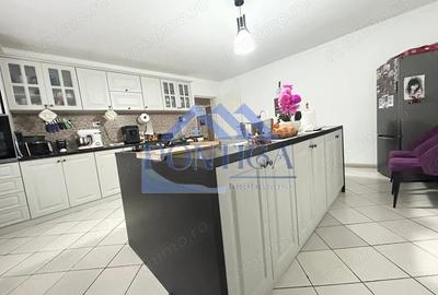 Casă cu 4 camere cu Canalizare în Fântânele - 8