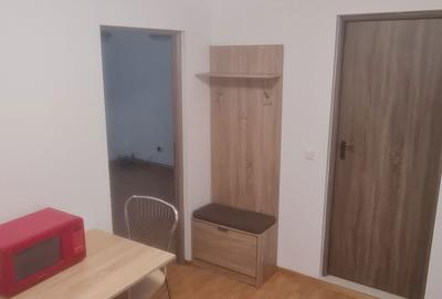 Apartament cu 2 camere decomandat în Central - 2