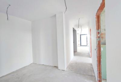 PRET LA CHEIE - TVA 0% - PROPRIETAR - PRIVELISTE SUPERBA - ZONA CENTRALA - 4