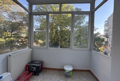 Apartament cu 2 camere semidecomandat, mobilat în Magheru - 4