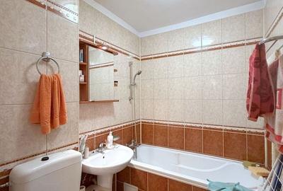 Apartament cu 2 camere semidecomandat în Lacul Tei - 9