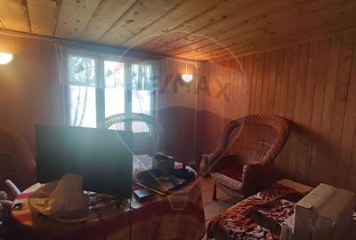 Casă cu 5 camere cu Teren 2324 Mp în Fughiu - 12