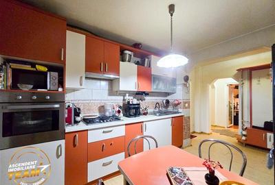Apartament cu 3 camere decomandat, mobilat în Central - 12