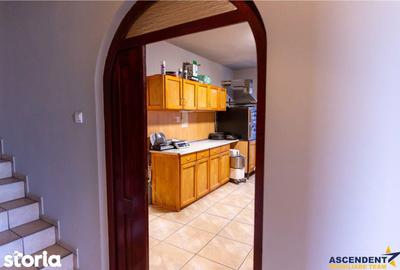 Spațiu comercial, de 570 mp, în Ojdula - 18