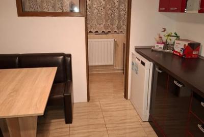 NĂVODARI-ERAJ 4 CU POD-CENTRAL-APARTAMENT 2 CAMERE- RENOVAT -MOBILAT - 5