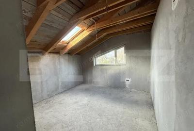 Casă cu Teren 1676 Mp în Central - 9