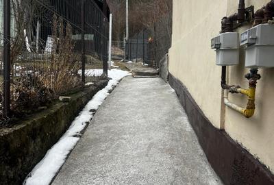 Casă de vânzare în Azuga – 3 camere, teren 167 mp, acces din 2 străzi - 4